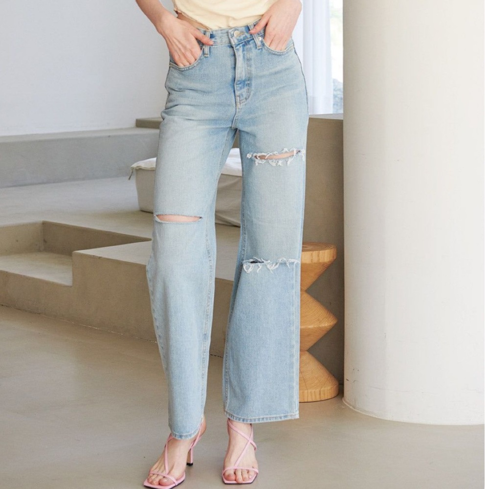STORETS Dalia Triple Cutout Jeans